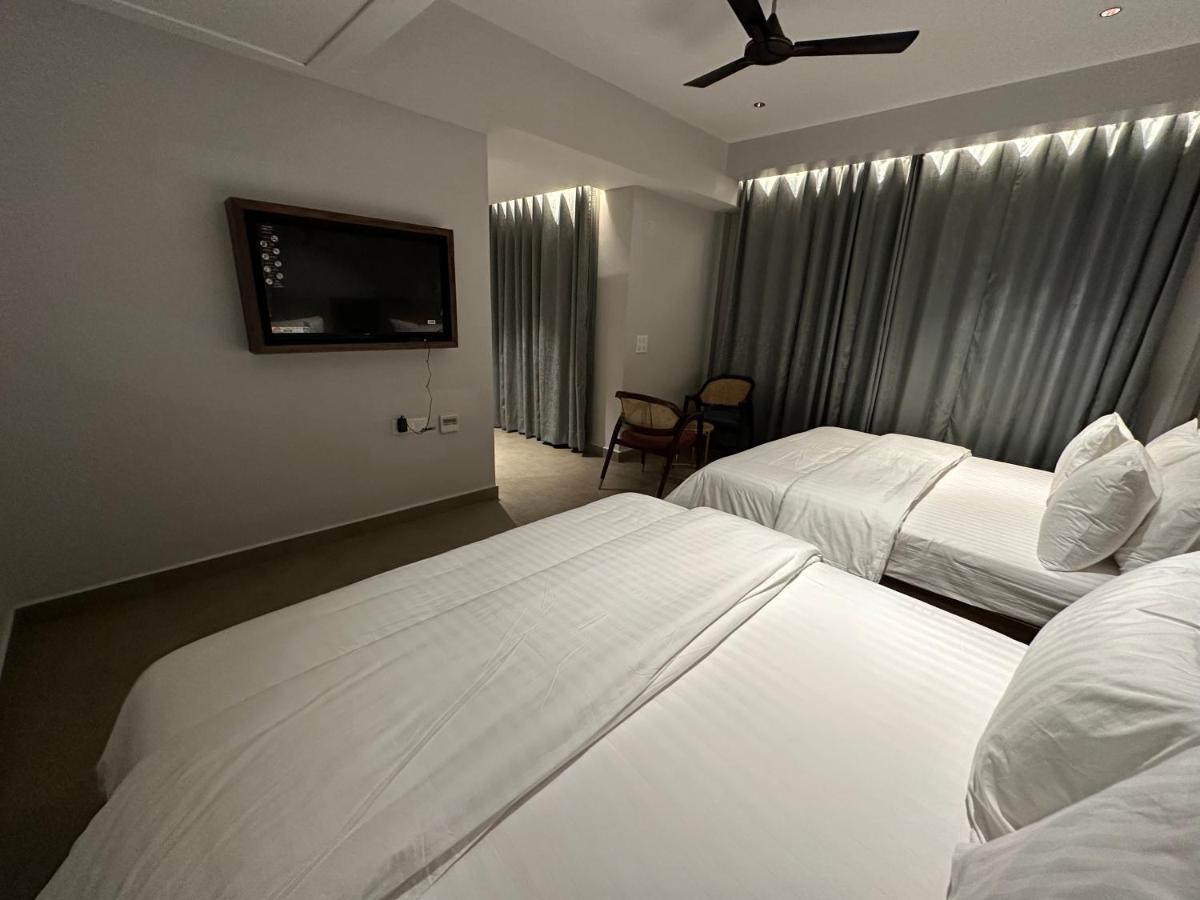 גרייטר נוידה Belvedere Suites מראה חיצוני תמונה