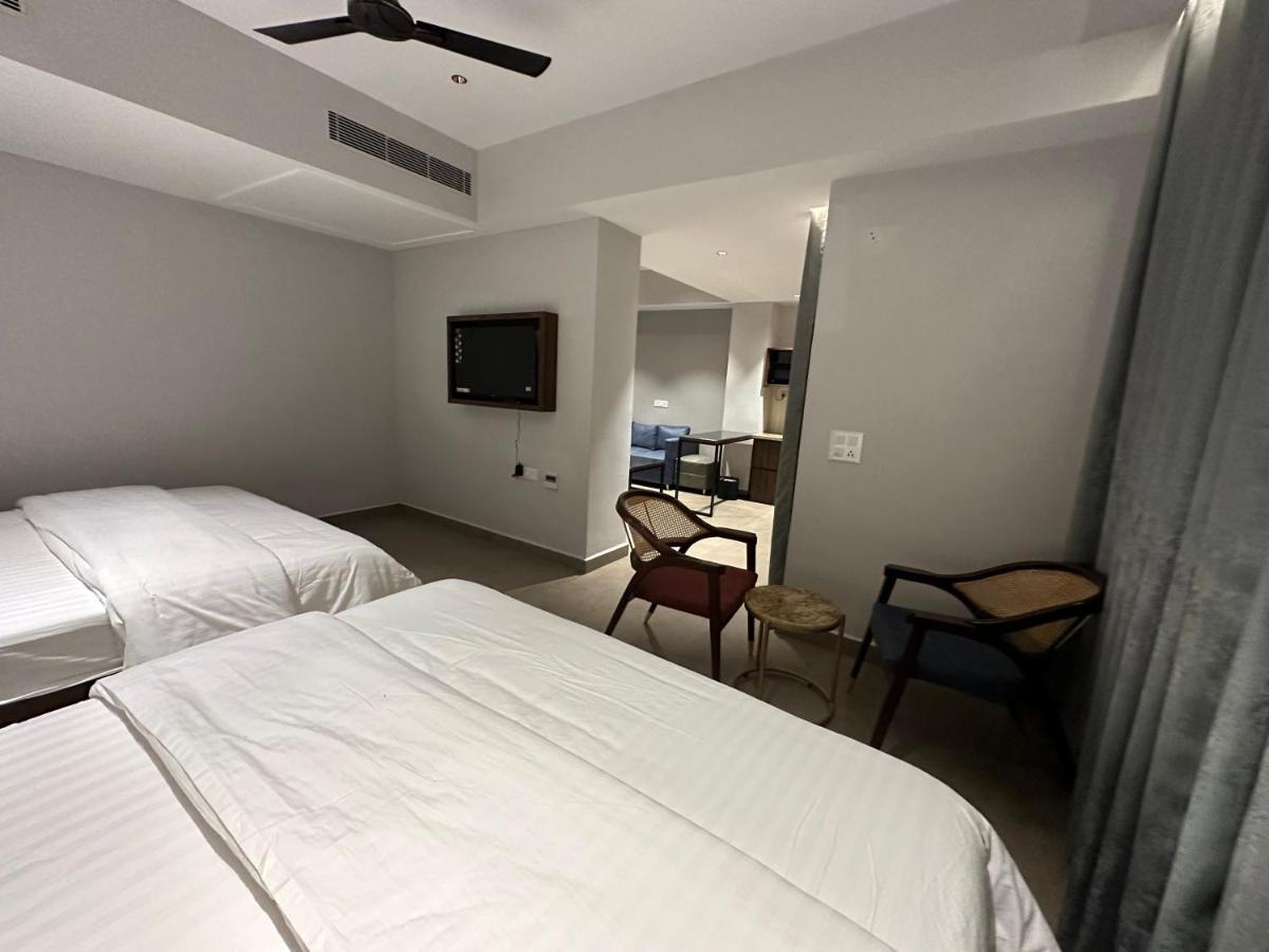 גרייטר נוידה Belvedere Suites מראה חיצוני תמונה