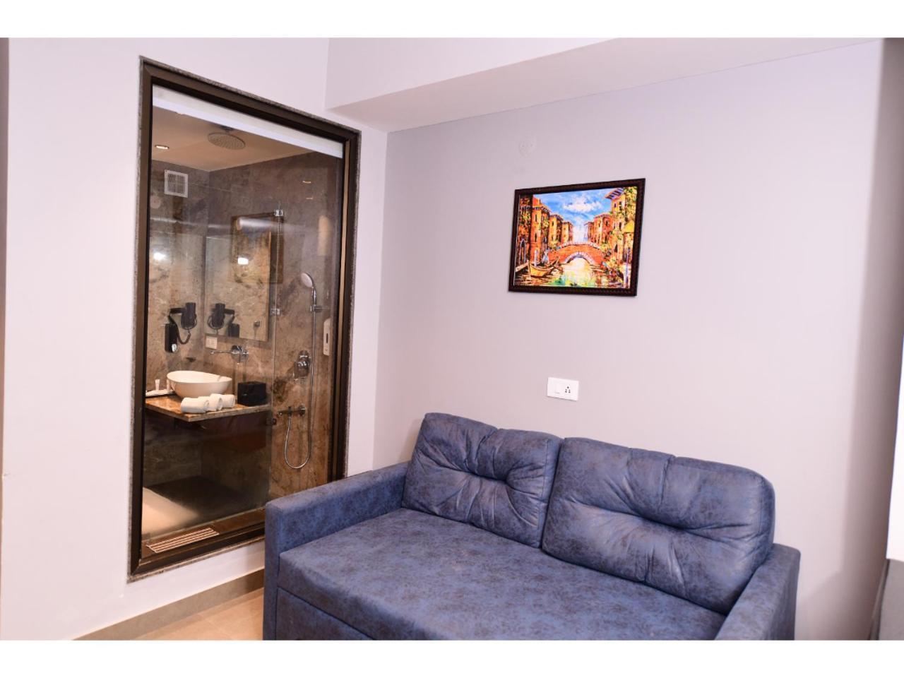 גרייטר נוידה Belvedere Suites מראה חיצוני תמונה