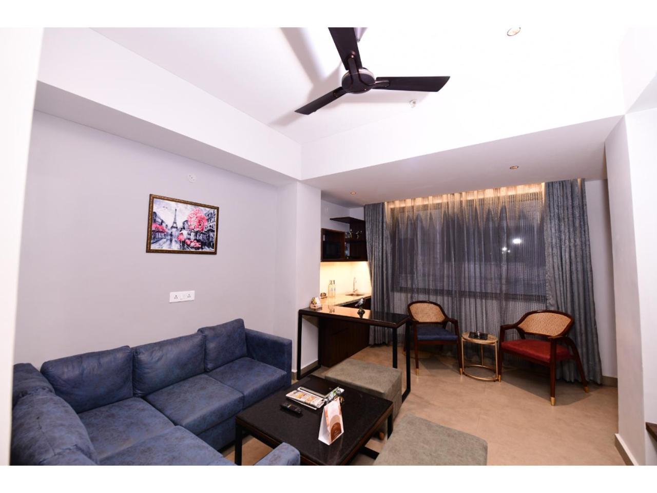 גרייטר נוידה Belvedere Suites מראה חיצוני תמונה