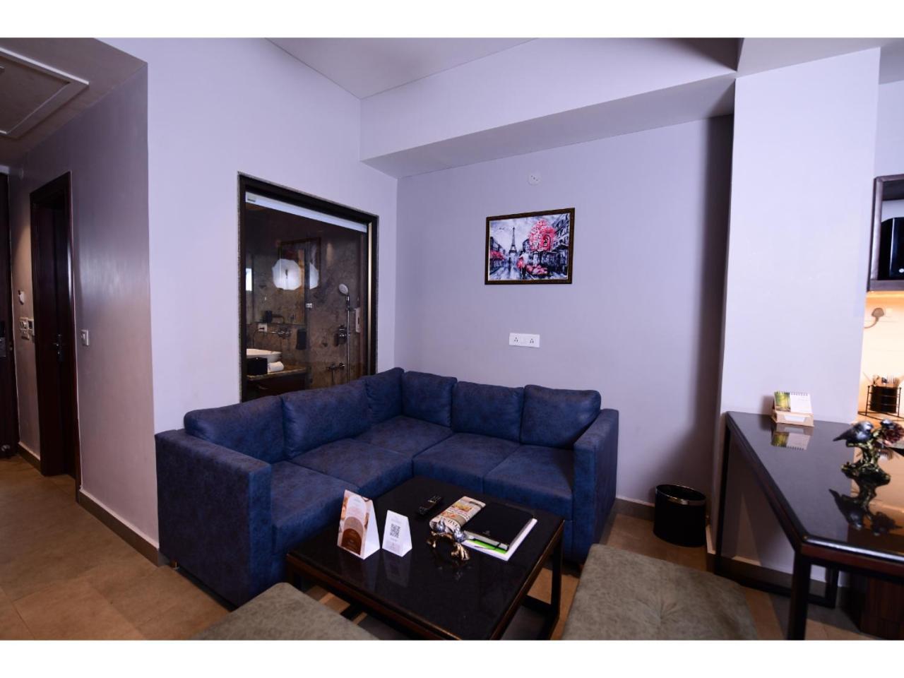 גרייטר נוידה Belvedere Suites מראה חיצוני תמונה